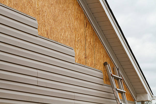 Professional Fiber Cement Siding technician working in Newport, WA